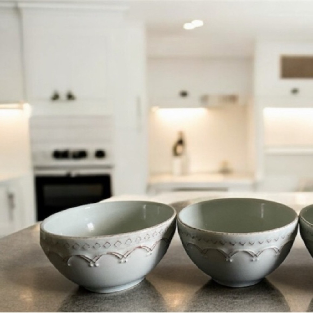 2 MATCERAMICA Portugal Discontinued Batalha Blue Ceramic Coupe Cereal Bowl 6”W